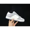 Designerskie buty do biegania dla mężczyzn spacery Classic Fashion High Top Quest Quality Casual Sports Sneakers Treakers 39-45 Hurtowe nowe 2024