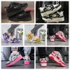 Designer Chaussures décontractées Sneaker Chaussures de luxe Walking Men Femmes Running Trainers Blanc Black Black Navy Blue Panda Sports Trainer Gai Bottom