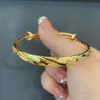 Designer stijlvolle, niet-vervagende gouden damesarmband, een hemel vol sterren, verstelbare push-pull designsieraden