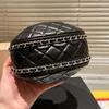 Luxury Designer Bag Sheepskin Crescent Bag Läder Diamond Check Chains Liten väska Högklass