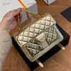 Postman Backpack Designer Fashion Women Bag Patent Leather Diamond Gingham Gold Hardware Metal C Buckle Luxury Handbag Matelasse Chain Crossbody Bag Purse 22cm