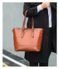 Çanta gerçek deri çanta kadın yüksek kapasiteli kadın tote retro basit stil zarif klasik alışveriş 2024 c1005