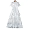 2024 Vestidos de encaje blanco de manga corta con cuello redondo y volantes Vestidos elegantes de una línea Vestidos casuales