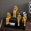 Nets Golden Family SculptureFigurines for Interior Abstract تمثال حديث الراتنج الحديث ديكور غرفة المعيشة ديكور هدية المنزل