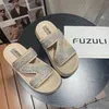 Casual Shoes inomhus platt botten tofflor för kvinnors tjocka raka linje