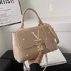 Bolsas de cintura para mujer 2023 Bolsas Bolsa Debe Líder Bolso Diseñador de moda Venta Lady Cross Body Cadena Monedero Grils Tote181U