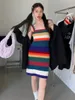Robes décontractées Sweet Girl Stripe Coloré Stripe Robe à bretelles tricotées Printemps Slim Wrap Hip Longueur au genou Court Mode Vêtements féminins