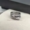 Ring Interlocking X-Shaped Twist Design Rings White Gold Silver Multi-Layered Plated Brass Stack Smycken för kvinnliga gåvor Engagemang Jubileum