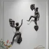 Sculptures 3D Industrial Style Rock Climbing Sculpture Statue Resin Living Room Home Decoration Wall Hanging Figure Sports Male Female