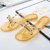 Pantoufles 2023 Summer Flip Femmes Slide Sandales Crystal Flash Beach Chaussures décontractées Plate-forme compensée légère H240328KMDW