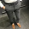 Stylowe mężczyźni w garniturze Spodnie Slim Pants Butt Busin Men Men Spodni Q40s#