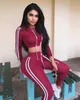 Fitn Casual 2 Piece Set Treino Mulheres Side Striped Hoodies Cropped Tops e Calças Jogger Two Piece Outfits Chandal Mujer V8bK #