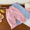 Broeken Geruite casual kinderbroek voor zomerjongens en meisjes Modieuze baby-minimalistische kinderkleding