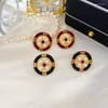 Orecchini a bottone Moda Elegante Cerchio geometrico Semplice Perla in rilievo Retro Corte Accessori femminili personalizzati