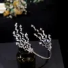 Fashion CZ Wedding Tiaras Bridal Crown Crystal Headband Hårband Dance Party Jewelry Bridal Hair Accessories 240326