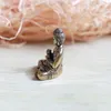 Decoratieve Beeldjes 1Pc Chinese Stijl Mini Sakyamuni Hanger Puur Messing Boeddha Ornamenten Miniatuur Uniek Ontwerp Bonsai Ambachten