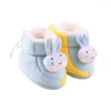 Хлопковая обувь для малышей First Walkers, зимние плюшевые прогулочные туфли для детей 1 года, 2024, корейская версия, теплые и не спадающие тапочки на мягкой подошве