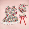 Vestuário para cães Pet Dress Design Floral Vestidos Elegantes Conjunto com Laço de Arnês para Cães Pequenos Aniversários Femininos