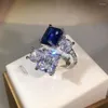 Cluster Rings 2022 Creative Sapphire Flower Cut Round Square Couple Ring For Women Diamond Crystal Engagement Proposal Gift Jewelr220K