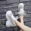 Chaussures décontractées blanc Sport baskets femmes Sport femme hauteur augmentant dentelle fleurs été gymnase marche Zapatillas