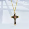 Hängen Natural Garnet Black Agate S925 Silver Gold Plated Pendant Halsband Kvinnor Cross Designer Stye Chic Choker Halsband 2024