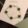 バンクルフブレスレット女性用ジュエリーデザイナーヴァンクローバーブレスレットクラシックファッション4Four Leaf Clover Bracelets Charm Bangle Chain 18K Gold Agate Shell Motherofpearl G