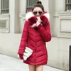 2021 Kobiety Winter Jackets Coats Down Catch z kapturem parkas feminina ciepła warstwowa obroża Faux fur