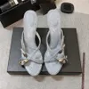 Женщина со змеиным принтом Сексуальные сандалии на высоких каблуках Классические сандалии с замком на высоком каблуке Роскошные дизайнерские туфли на высоком каблуке Обнаженные туфли Летняя обувь с острым носком