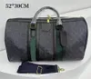 Designers moda duffel sacos de luxo homens femininos sacos de viagem bolsas de couro grande capacidade holdall carry on bagagem durante a noite saco de fim de semana