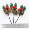 Декоративные цветы 20 шт. искусственные цветы красные рождественские ягоды и сосновая шишка с ветвями падуба украшения для домашнего цветочного декора