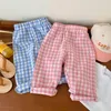 Broeken Geruite casual kinderbroek voor zomerjongens en meisjes Modieuze baby-minimalistische kinderkleding