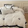 Conjuntos de cama Francês 40s Lavado Textura de Algodão Bordado Oco Lace KingQueen Set Duvet Consolador Capa Cama Folha Equipada Fronhas
