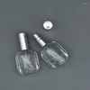 Lagringsflaskor 10 ml mini parfymflaska tom doft silver lock skruvpump klar platt glas dim spray atomizer återfyllbar 20 st