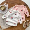 Combinaisons pour bébés filles, barboteuse en tricot, broderie cerise, manches longues, boutons, vêtements chauds de printemps pour tout-petits, 240328