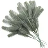 Fiori decorativi 24pcs Aghi di pino artificiale Branch Atmosfera calda Plastica per preparare ghirlanda natalizia fai -da -te