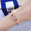 Swarovskis Bijoux Version Bracelet Jumping Heart Red Crystal Bracelet Womens Luxury Simple and Dynamic Goose Bracelet Gift