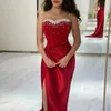 Abiti da festa Abito da sera sexy con scollo a cuore per le donne Spacco laterale lungo rosso Abito formale per occasioni Corsetto con perline di cristallo Robe De Soriee 2024