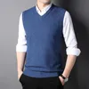 Toppklass Ny Autum Winter Fi Brand Designer V Neck Sweater Vest Knit Men Pullover Korean ärm Casual Men's Clothing R0GW#