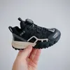 Zapatos deportivos para niños, suela suave, cómodos, deportivos, informales, estilo coreano, perilla de moda, zapatillas para correr al aire libre, 2024