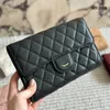 Kadın Tasarımcı Crossbody Çanta Yüksek Kalite 1: 1 Mini Zincir Omuz Çantaları Koyun Havyolu Moda Woc Cüzdanları Lady Luxury Canse debriyaj Çantası