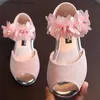 Sandales Sandales Filles Strass Fleur Chaussures À Talons Bas Fleur Robe De Soirée De Mariage Pompe Chaussures Princesse Chaussures Pour Enfants Enfant En Bas Âge Q240328