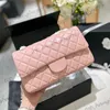 14 Farben Damen Lambskin Schillerne Perle Pink Weiß Klassisches Doppelklappen -Sterd -Umhängetaschen Gold Metall Hardware Matelasse Kette Crossbody Handtasche Handtasche 25 cm