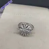 Bague torsadée couleur argent à plusieurs rangées brillant CZ métallique classique Style X bureau dame bagues polyvalentes pour femmes bijoux de mode cadeau de mariage Vintage vieux sac à poussière