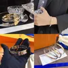 Classico braccialetto di alta qualità Gioielli di lusso Braccialetto Design di stile di moda Marche internazionali popolari Qualità selezionata Regalo per la famiglia R223w