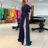 Robe de soirée fendue à col Oblique pour femmes, mode d'été élégante, Sexy, épaules dénudées, couleur unie, 240318
