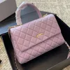 Klassiskt Coco Handle Designer Crossbody Bag Tote French Luxury Diamond Mönster Dubbel bokstav quiltad axelväska Fashion äkta läder högkvalitativ rosa klaffväska