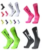 Professionella andningsbara män Kvinnor Nonslip Football Socks Grip Soccer Sock Yoga Cycling Sport Socks 10 Colors2865219