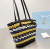 Mode stora strandpåsar lyxdesigner kvinnor herrar koppling shopper vecka rese väskor mode flicka väv crossbody totes halm tote axel hand väskor