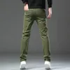 Automne Mens Slim Stretch Jeans à la mode et polyvalent en tissu doux pantalon armée armée Coffee Green Brand masculin Brand de marque 240321