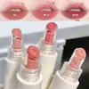 Brilho labial hidroscópico de 4 cores, hidratante, brilho labial nude, tubo transparente, batom líquido, cosméticos duráveis 240313